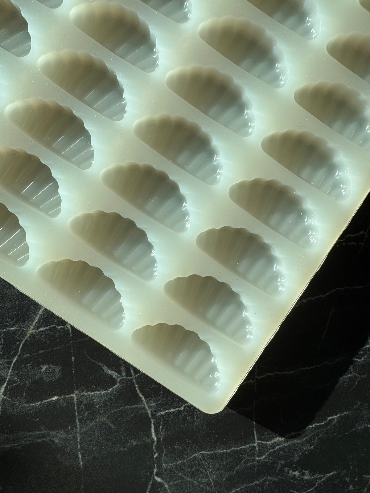 XMOLDNMS Moules en silicone pour décoration de gâteaux, cupcakes, chocolat, pâte à sucre, pâte polymère XMOLDNMS Moules en silicone pour décoration de gâteaux, cupcakes, chocolat, pâte à sucre, pâte polymère