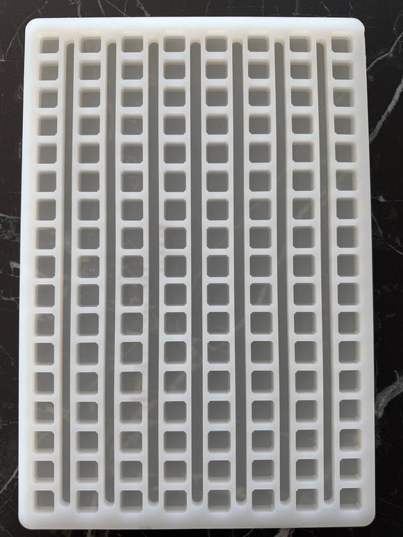 2,3 ml de déposant universel Cube moule gommeux - 136 cavités