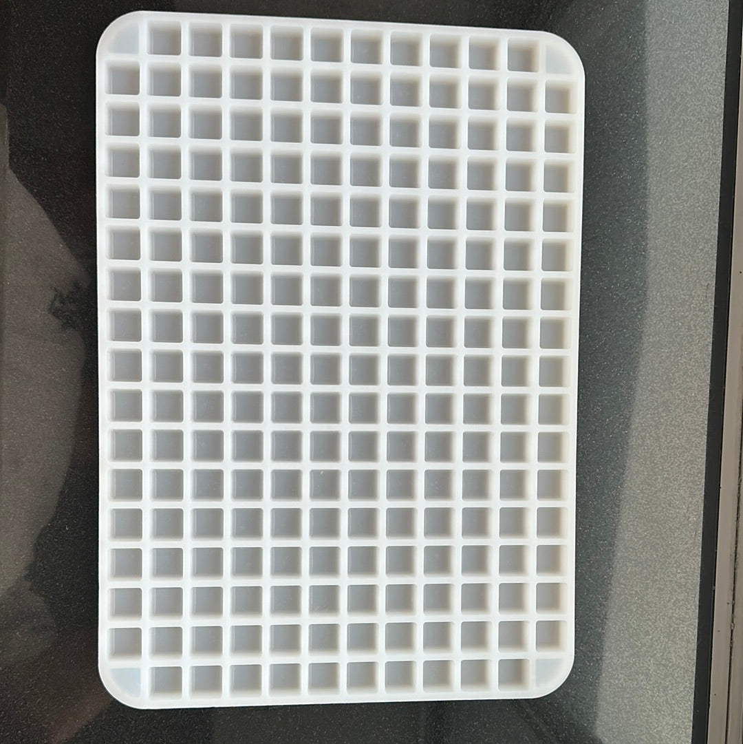 Moule En Silicone Carré 4,6 Ml – Pour Bonbons Gélifiés – Neuf – Grande Taille
